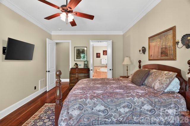 5138 Watermead Lane 130, Belmont, NC 28012