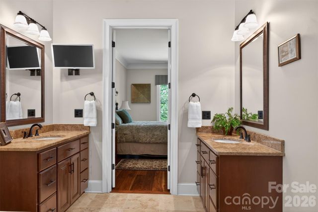 5138 Watermead Lane 130, Belmont, NC 28012
