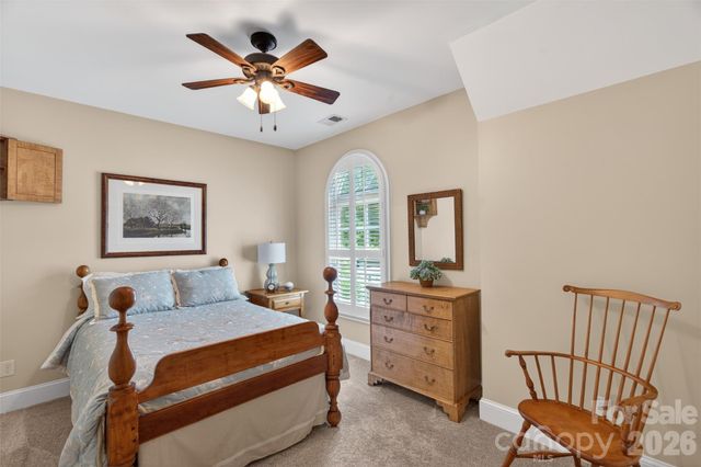 5138 Watermead Lane 130, Belmont, NC 28012