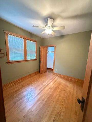 1516 Wesley Avenue, Berwyn, IL 60402