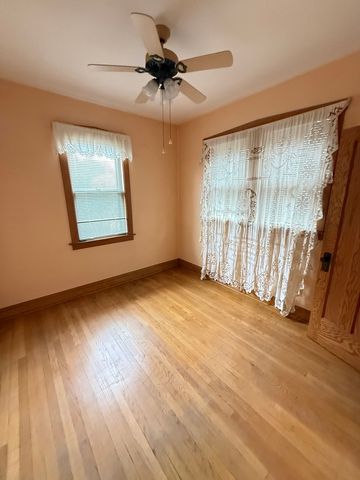 1516 Wesley Avenue, Berwyn, IL 60402