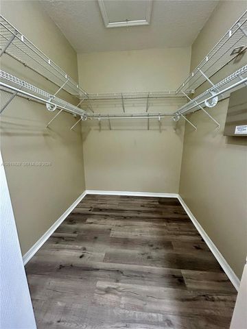 607 NE 35th Ave 607, Homestead, FL 33033