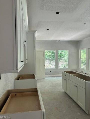 23205 Scottswood DR, Franklin, VA 23851