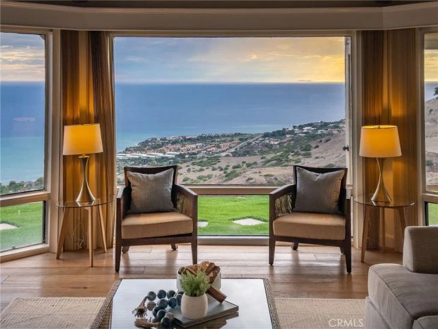 1 Park Place, Rancho Palos Verdes, CA 90275