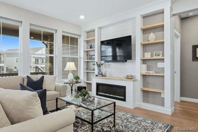 1925 Canyonpoint Lane, Castle Pines, CO 80108