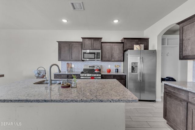 2201 WILLIE MIER Street, El Paso, TX 79911
