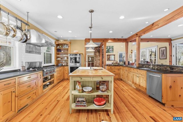 3135 ROCKS FARM CT, Charlottesville, VA 22903