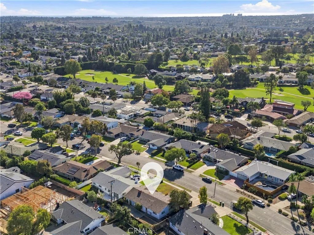 3076 Madeira, Costa Mesa, CA 92626