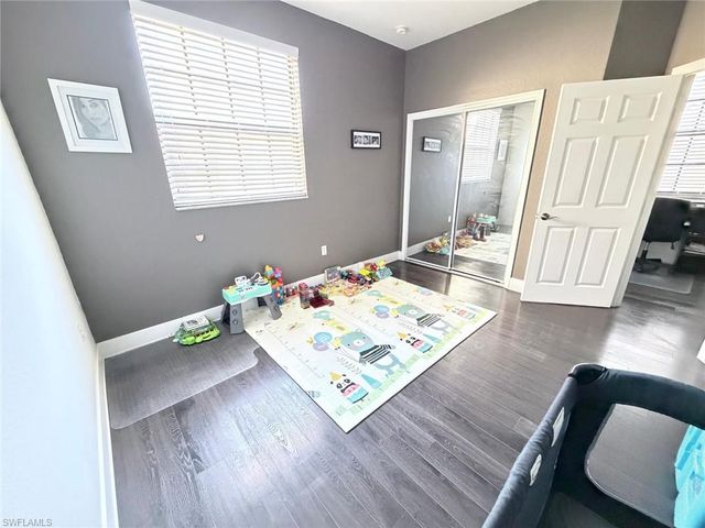 7317 Bristol CIR, Naples, FL 34120