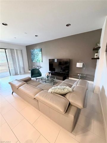 7317 Bristol CIR, Naples, FL 34120