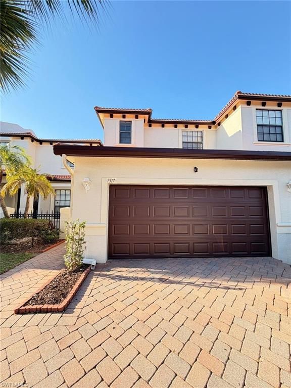 7317 Bristol CIR, Naples, FL 34120