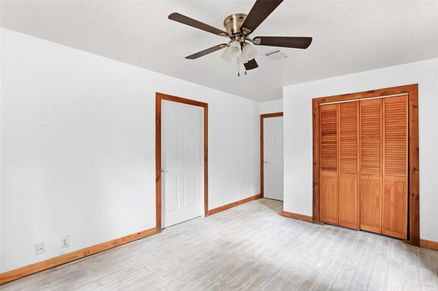 186 County Road 637, Dayton, TX 77535