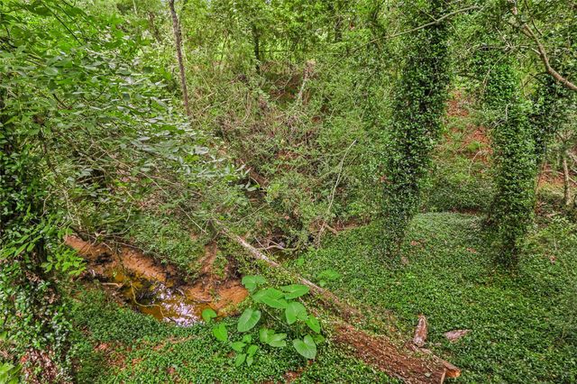 186 County Road 637, Dayton, TX 77535