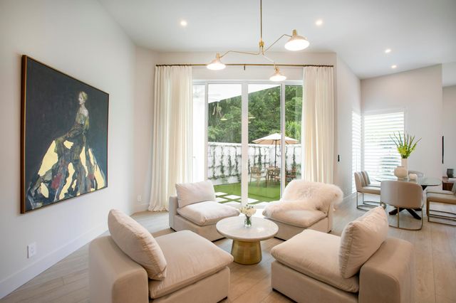 126 Sunset Cove Lane, Palm Beach Gardens, FL 33418