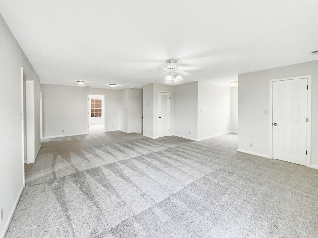 1596 Buchanon Dr, Clarksville, TN 37042