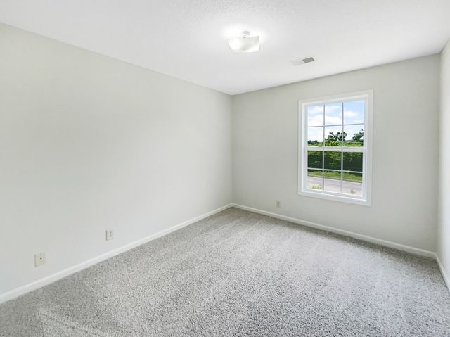 1596 Buchanon Dr, Clarksville, TN 37042