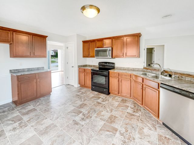 1596 Buchanon Dr, Clarksville, TN 37042