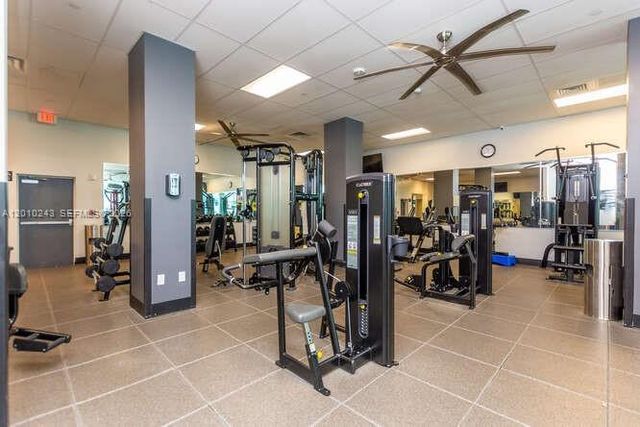 2501 S OCEAN DR 637, Hollywood, FL 33019