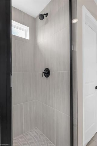 1713 Creekline Drive, Kernersville, NC 27284