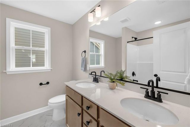 1713 Creekline Drive, Kernersville, NC 27284