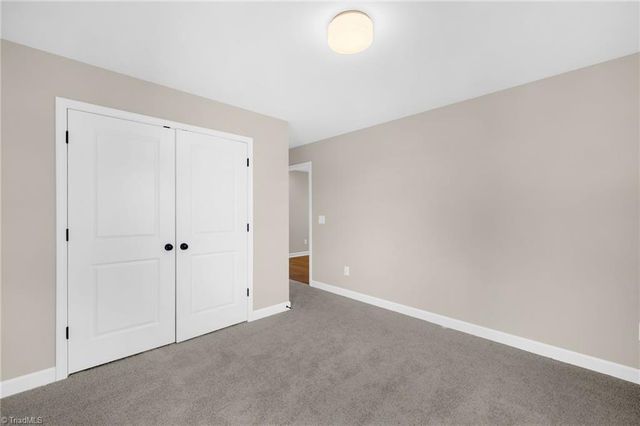 1713 Creekline Drive, Kernersville, NC 27284