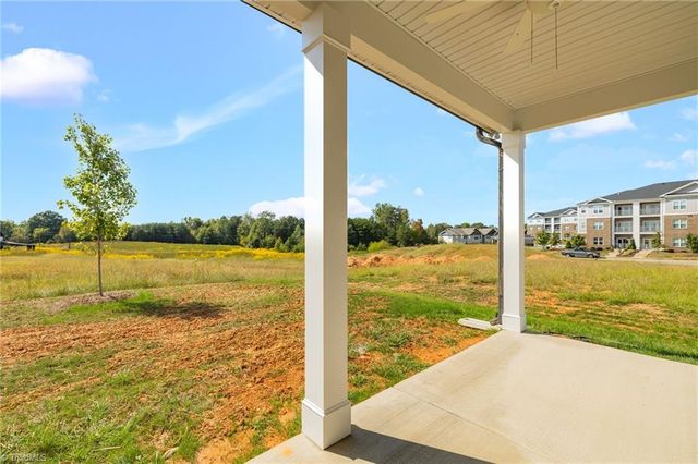 1713 Creekline Drive, Kernersville, NC 27284