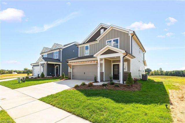 1713 Creekline Drive, Kernersville, NC 27284