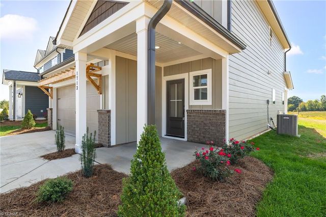 1713 Creekline Drive, Kernersville, NC 27284