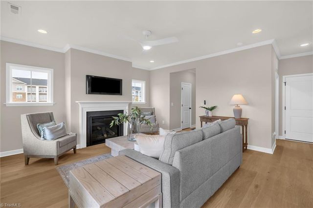 1713 Creekline Drive, Kernersville, NC 27284