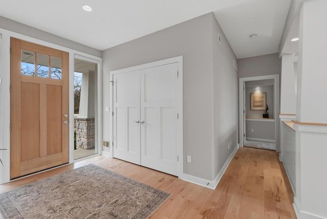 W315S3221 Harvest View DRIVE, Waukesha, WI 53189