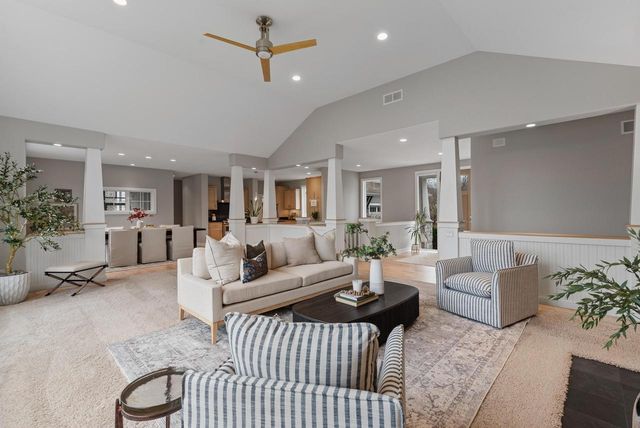 W315S3221 Harvest View DRIVE, Waukesha, WI 53189