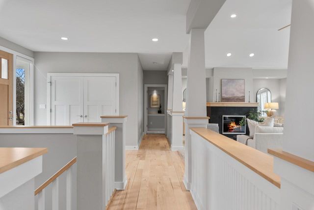 W315S3221 Harvest View DRIVE, Waukesha, WI 53189