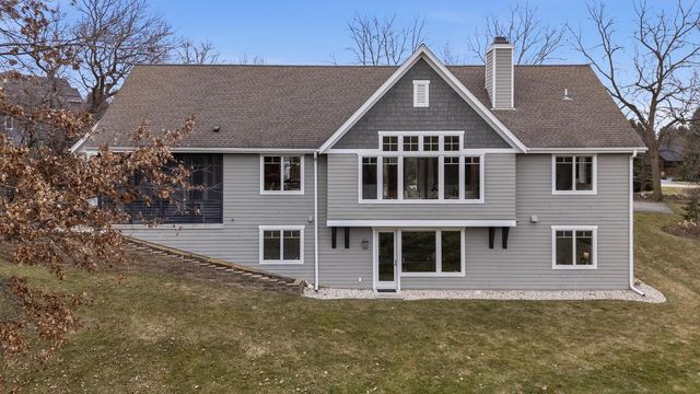 W315S3221 Harvest View DRIVE, Waukesha, WI 53189