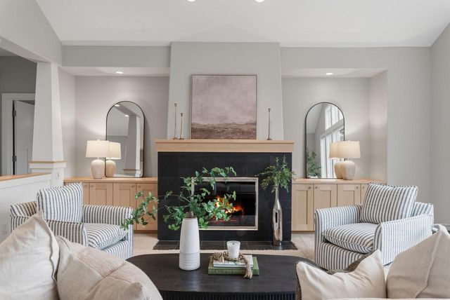 W315S3221 Harvest View DRIVE, Waukesha, WI 53189