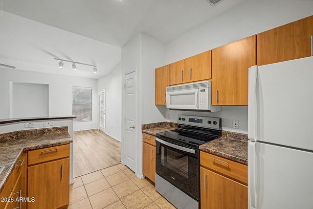 14250 W WIGWAM Boulevard 323, Litchfield Park, AZ 85340