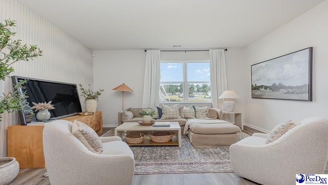 500 Fiddlers Run Lane, Florence, SC 29505