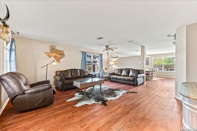 116 Devons, Buda, TX 78610