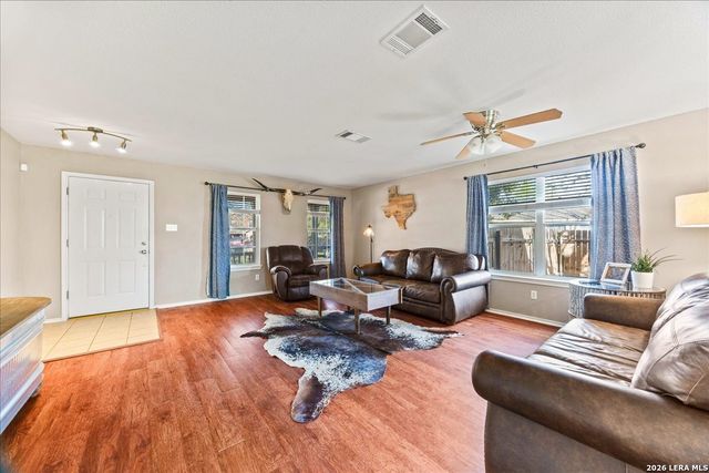 116 Devons, Buda, TX 78610