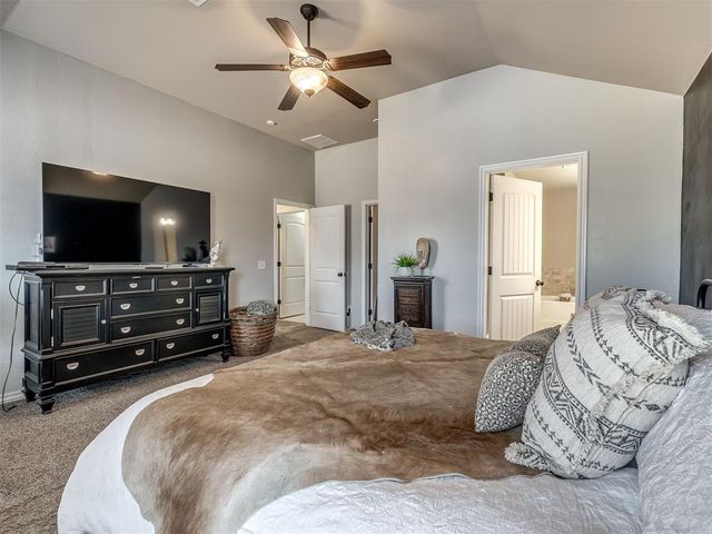 1001 Laurel Creek Drive, Yukon, OK 73099