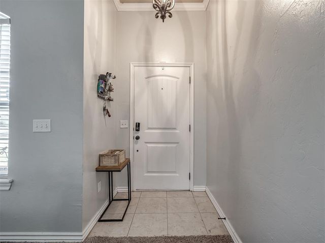 1001 Laurel Creek Drive, Yukon, OK 73099