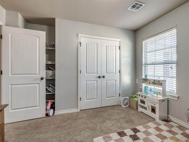 1001 Laurel Creek Drive, Yukon, OK 73099