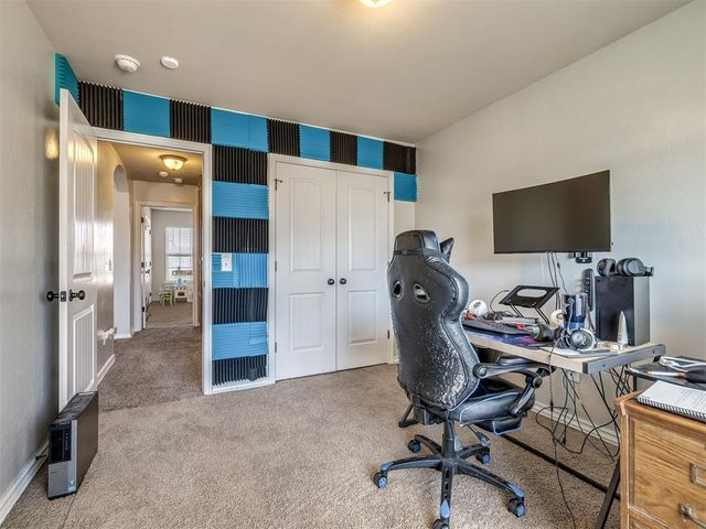 1001 Laurel Creek Drive, Yukon, OK 73099