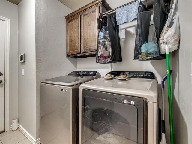 1001 Laurel Creek Drive, Yukon, OK 73099