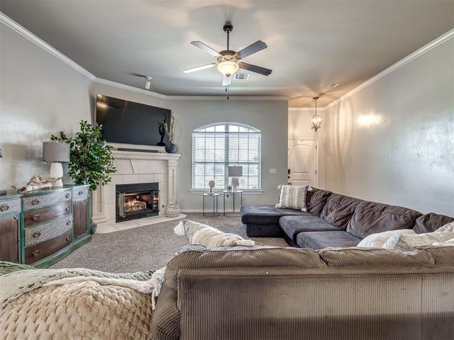 1001 Laurel Creek Drive, Yukon, OK 73099