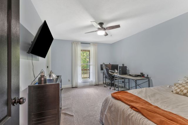 1745 Ennis Branch Rd, Mc Ewen, TN 37101