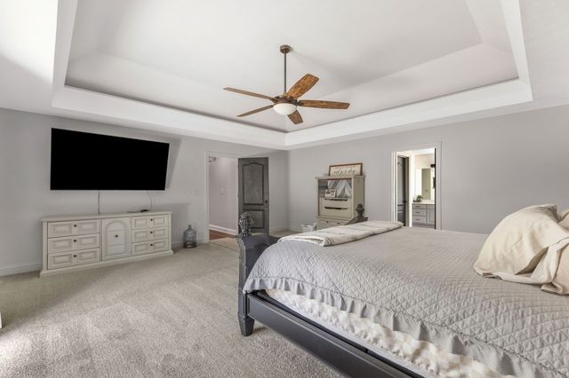 1745 Ennis Branch Rd, Mc Ewen, TN 37101