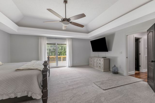 1745 Ennis Branch Rd, Mc Ewen, TN 37101