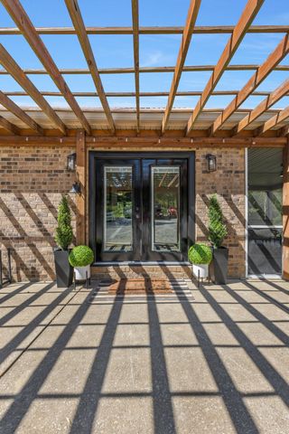 1745 Ennis Branch Rd, Mc Ewen, TN 37101