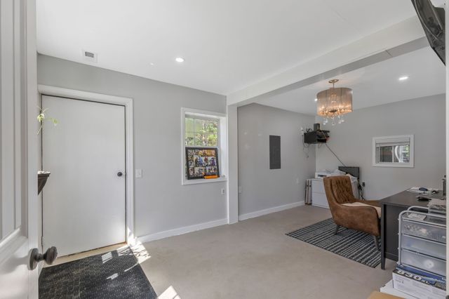 1745 Ennis Branch Rd, Mc Ewen, TN 37101