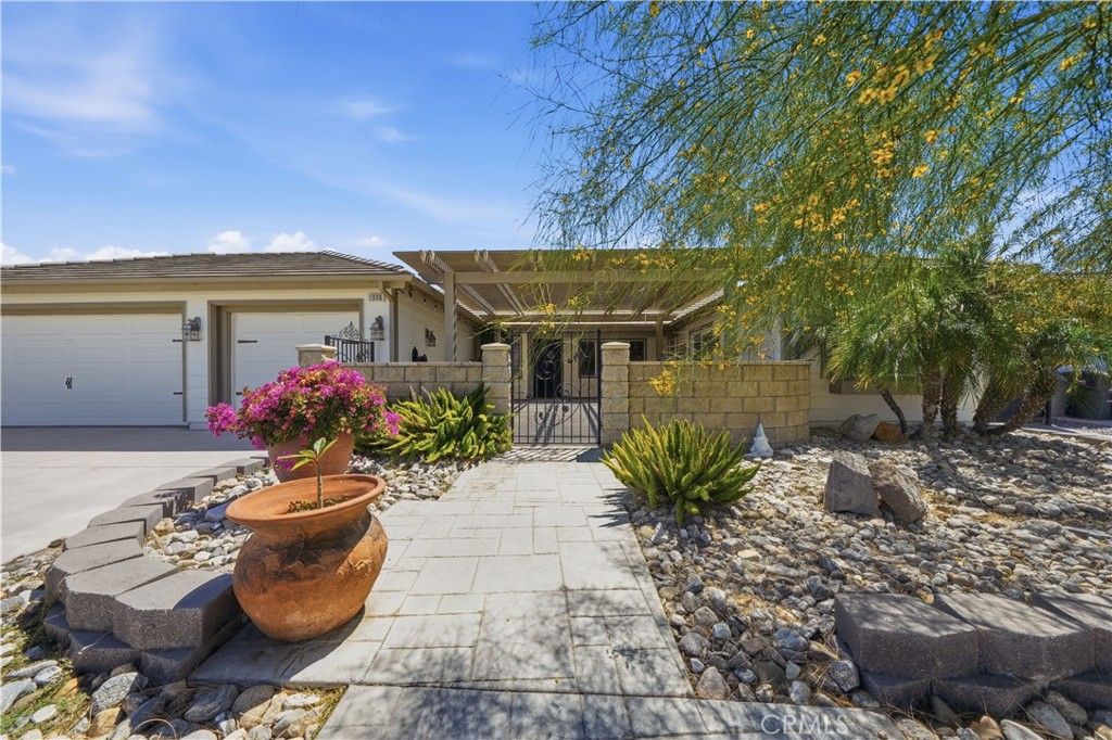 Image 1 of property listing at 1936 Medoc, San Jacinto, CA 92583